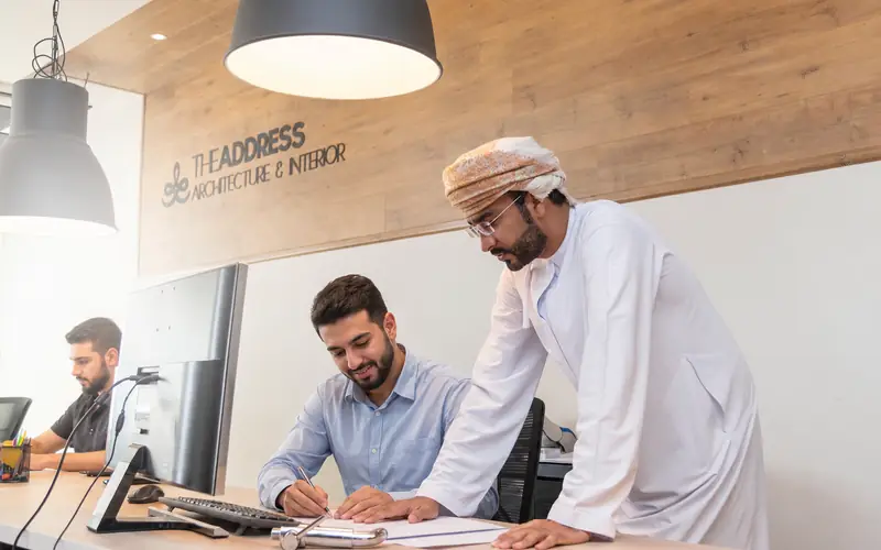 فريق The Address في المكتب
